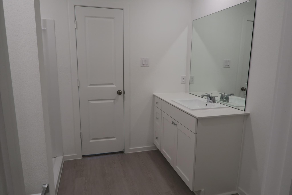 921 Woodhaven Lakes Drive - Photo 7