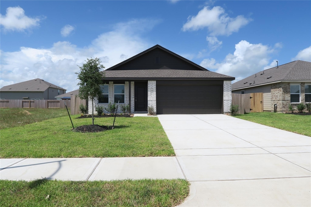 921 Woodhaven Lakes Drive - Photo 1