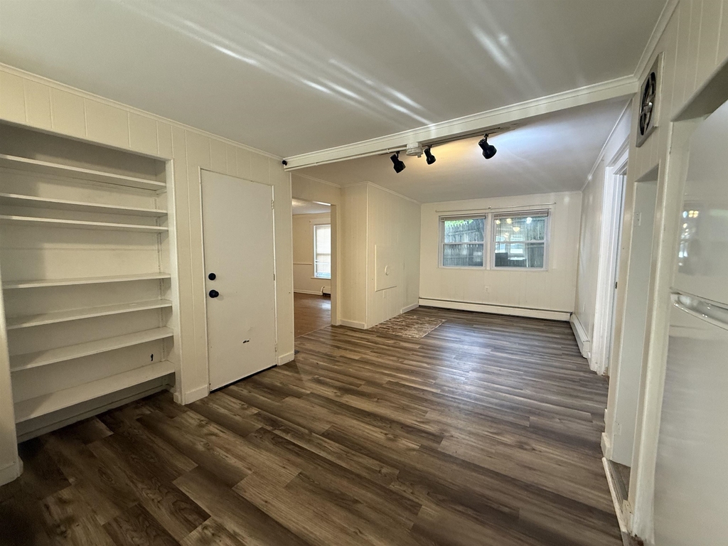 31 Pleasant - Photo 1