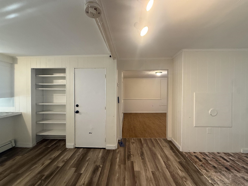 31 Pleasant - Photo 4