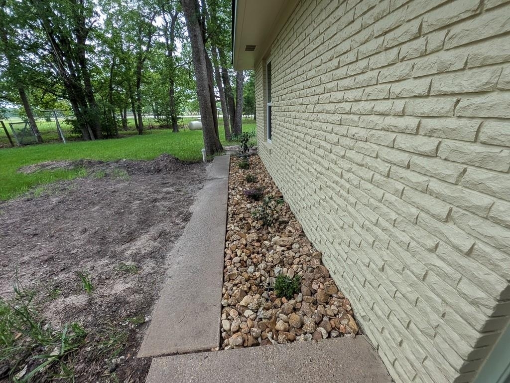 1139 County Rd 403 - Photo 29