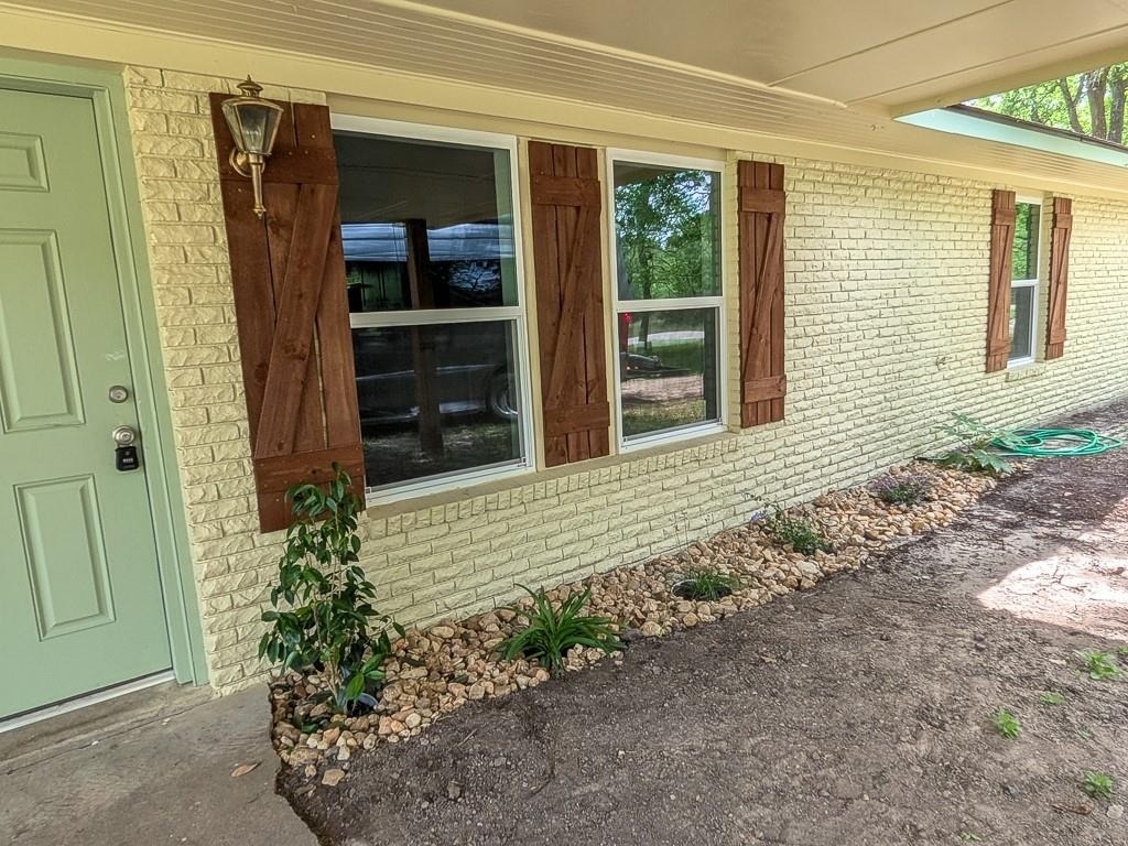 1139 County Rd 403 - Photo 28