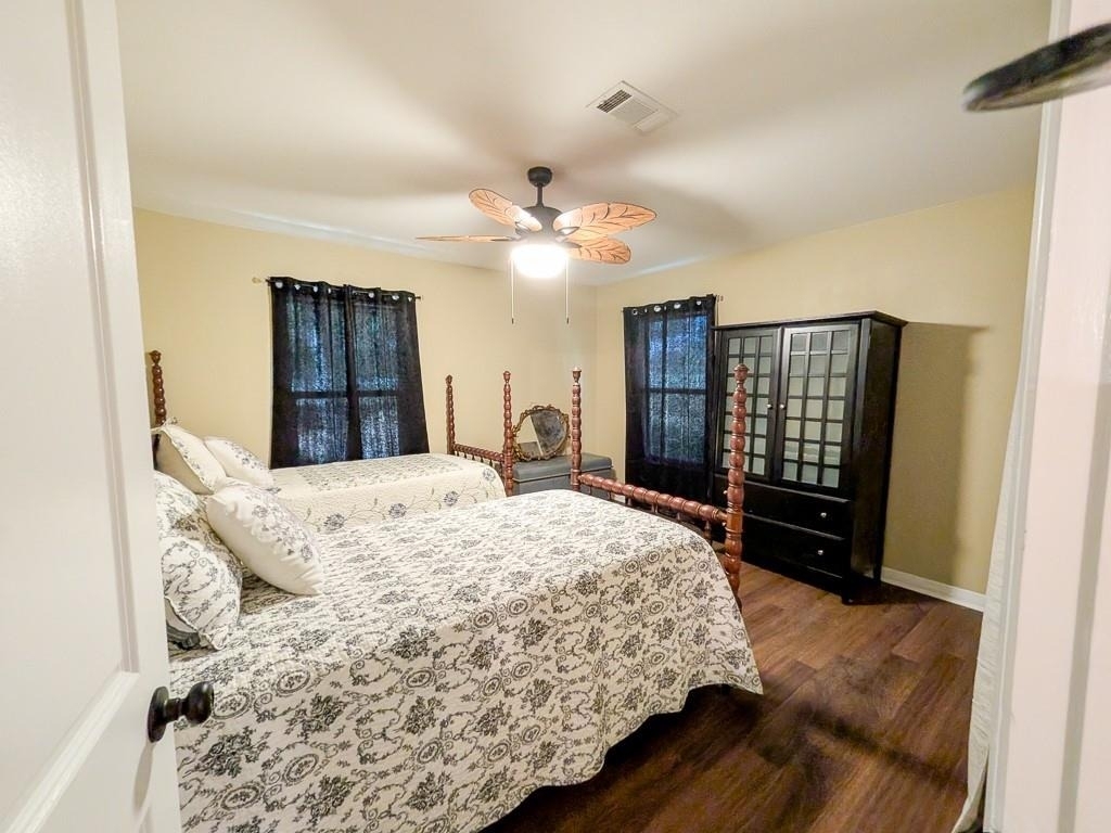1139 County Rd 403 - Photo 13