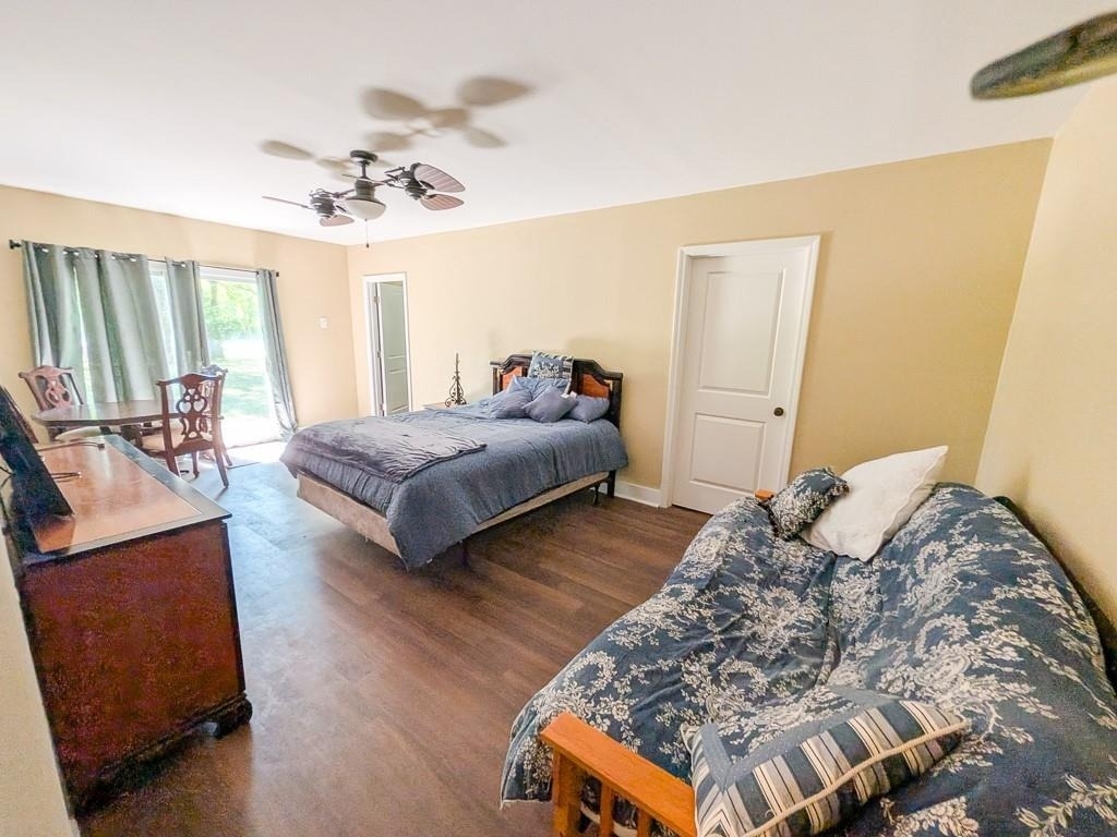 1139 County Rd 403 - Photo 10