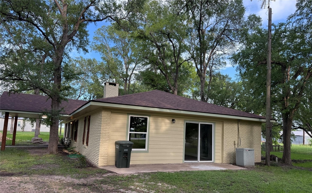 1139 County Rd 403 - Photo 26