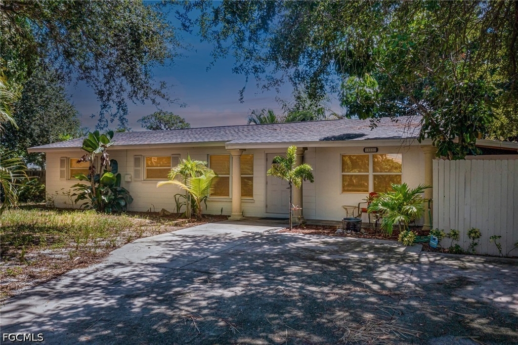 18597 Marco Boulevard - Photo 0