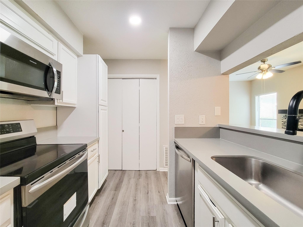 8299 Cambridge Street - Photo 16