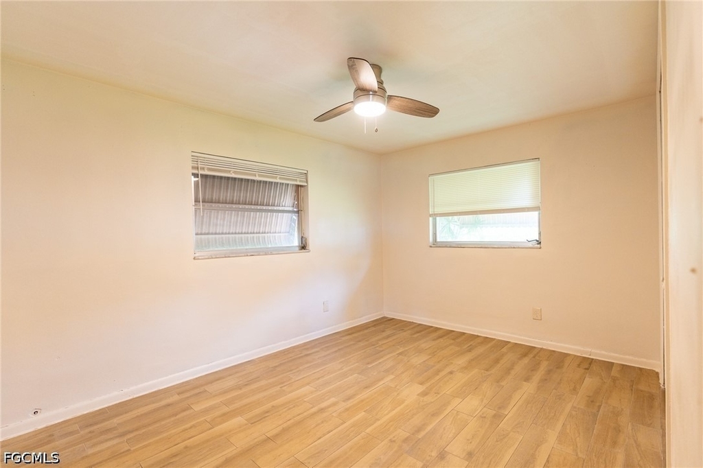 235 Se 45th Street - Photo 22