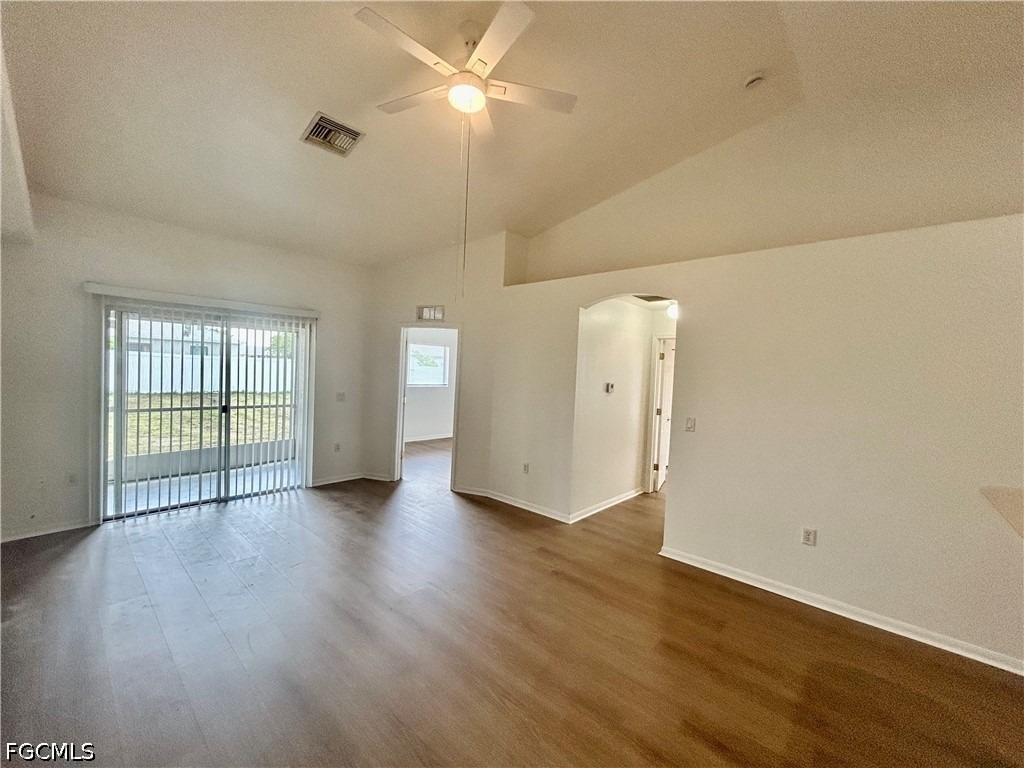 3301 Skyline Boulevard - Photo 4