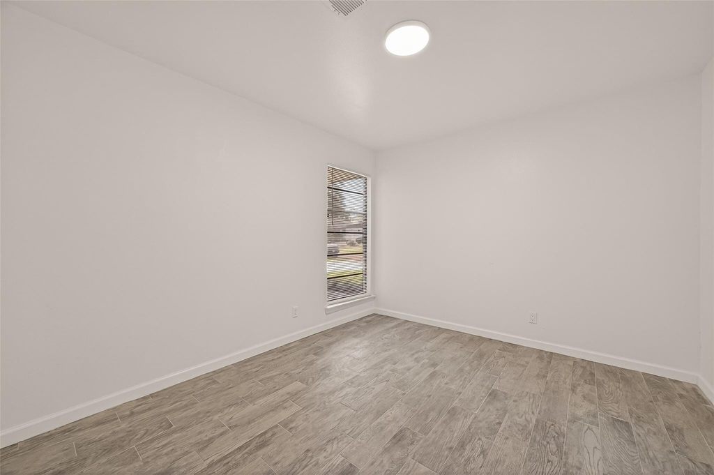 5523 Kuldell Drive - Photo 21