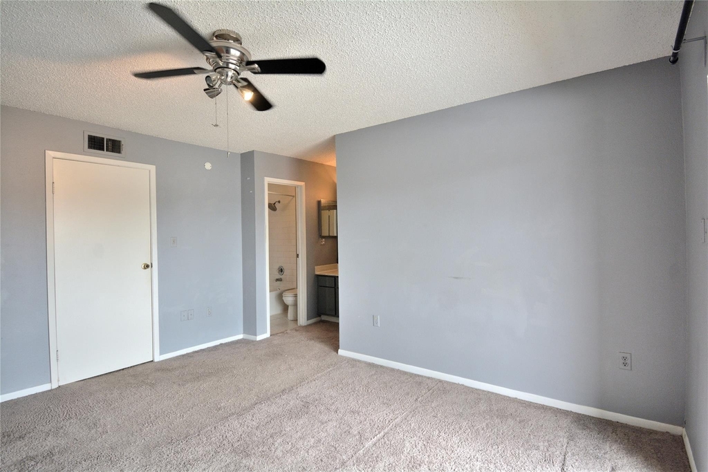 260 El Dorado Boulevard - Photo 9