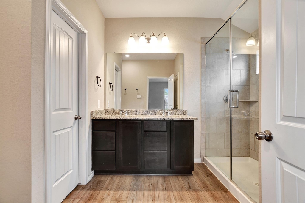 1006 Fannin Street - Photo 15