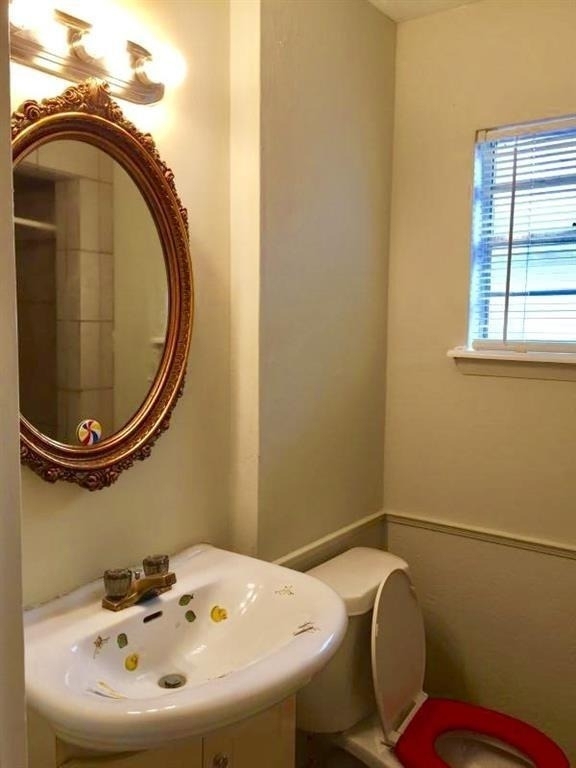 8616 Greenmound Avenue - Photo 8