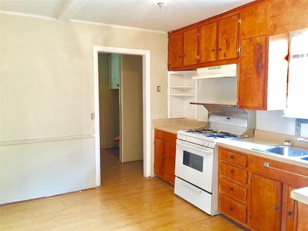 8616 Greenmound Avenue - Photo 1