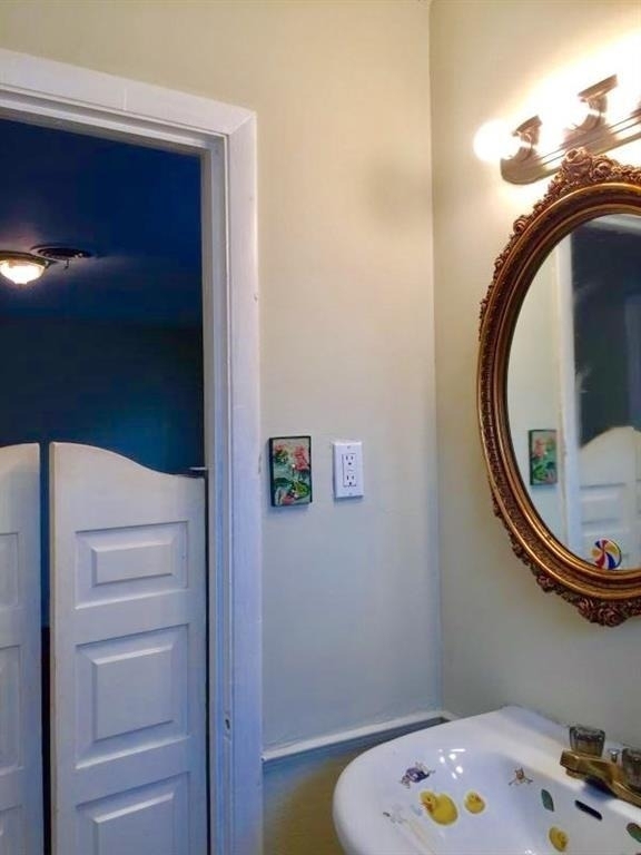 8616 Greenmound Avenue - Photo 7