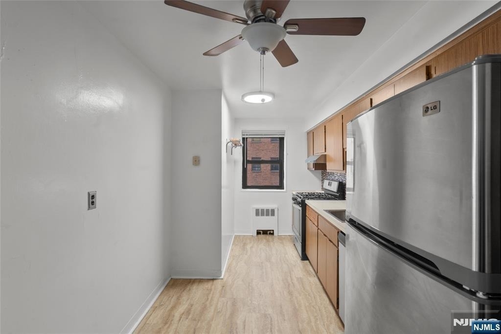 208 Anderson - Photo 5