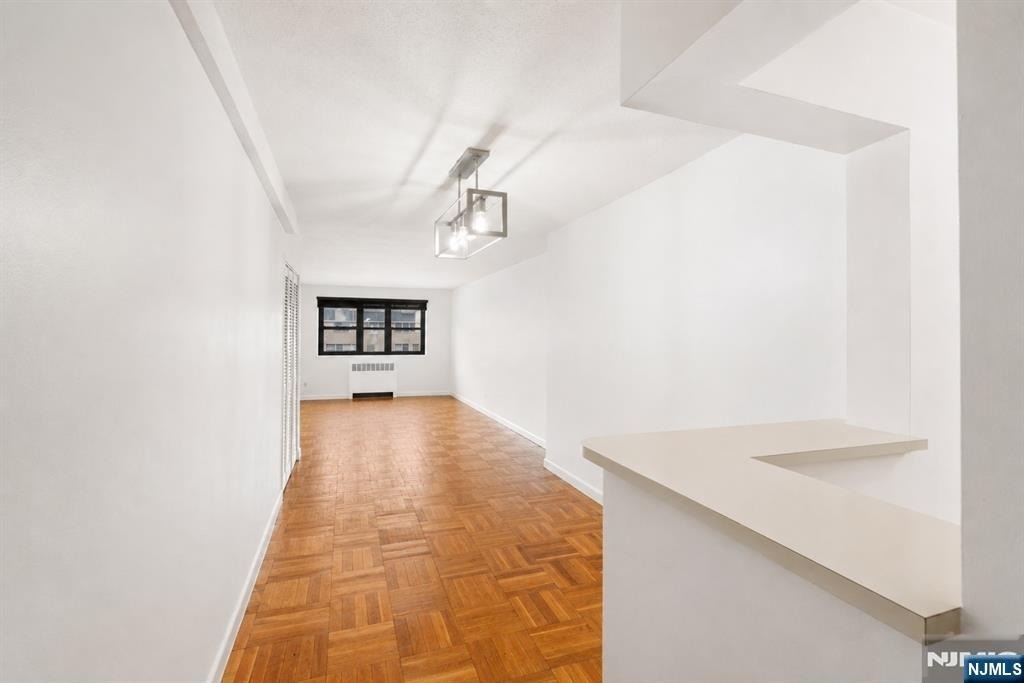 208 Anderson - Photo 15