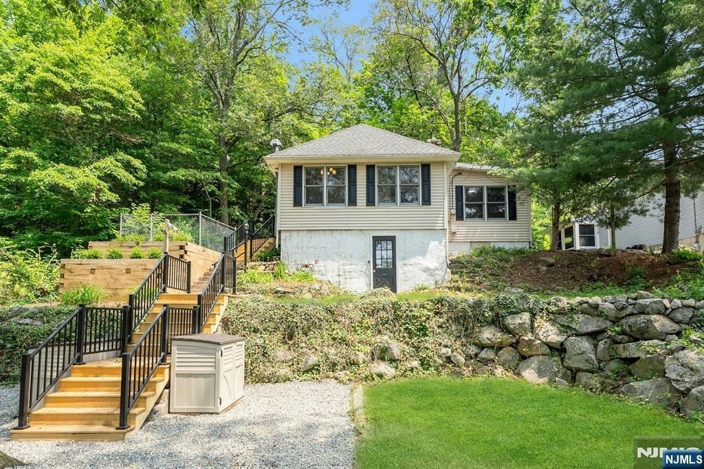 358 Lakeview - Photo 31