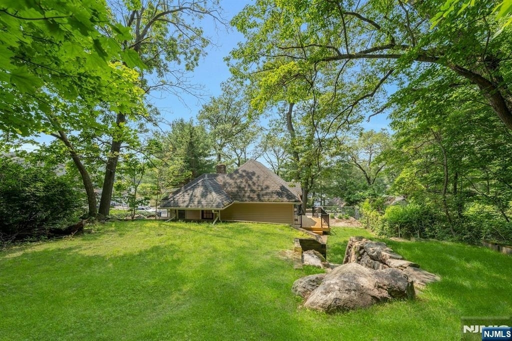 358 Lakeview - Photo 28