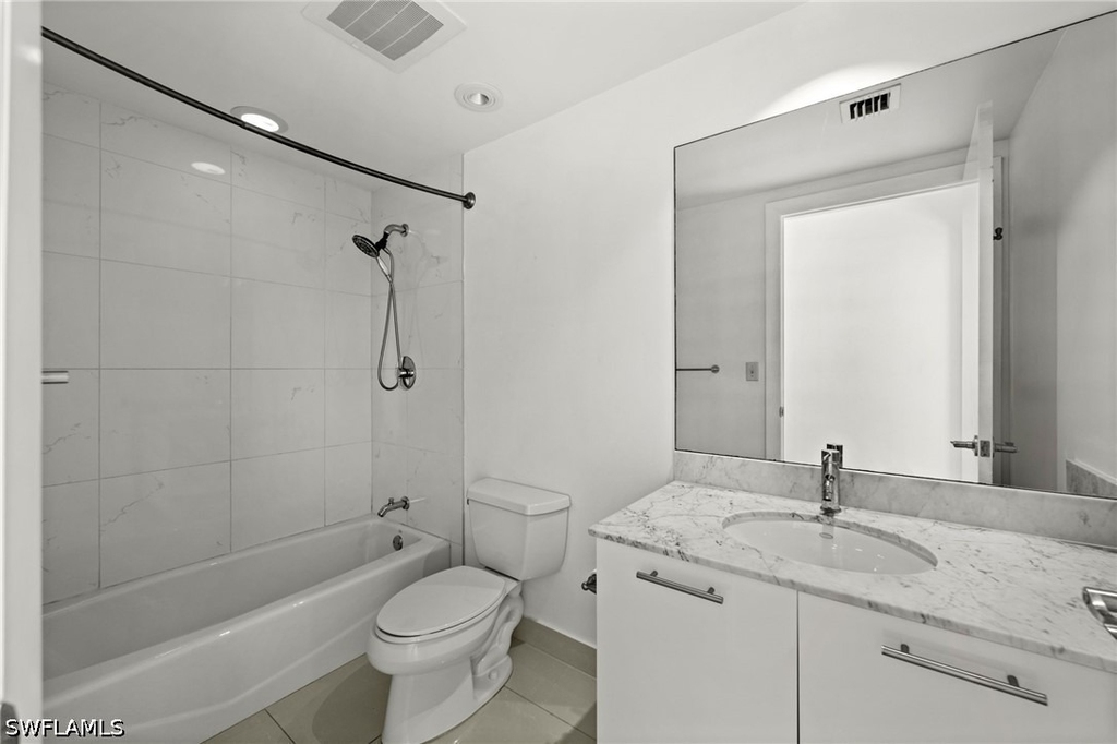 3000 Oasis Grand Boulevard - Photo 22