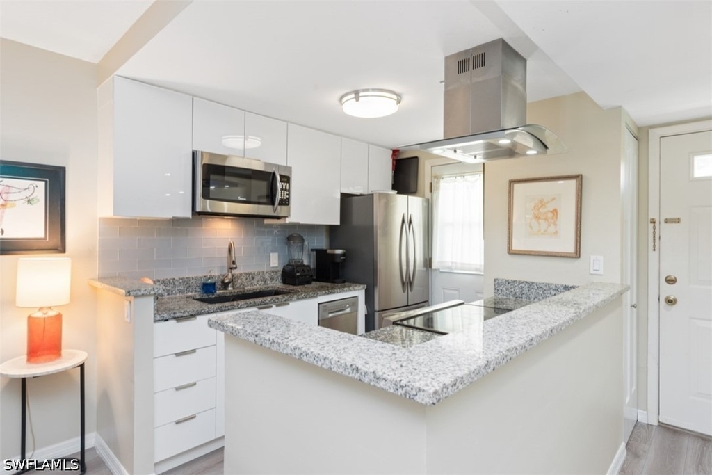 1021 3rd Street S - Photo 4