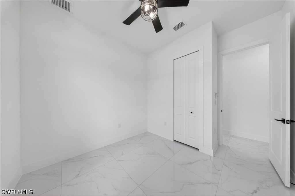 1213 Dodwin Street E - Photo 13