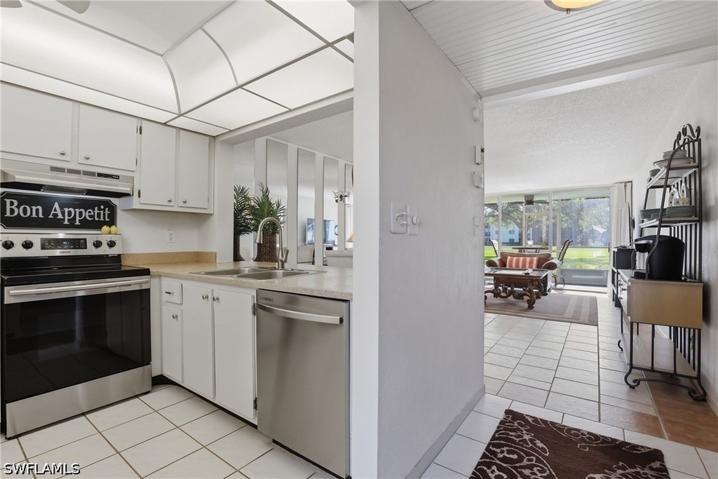 1086 Forest Lakes Drive - Photo 16