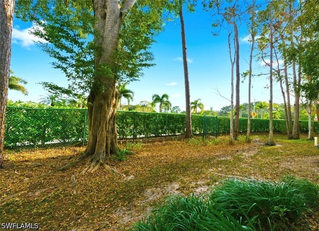 9570 Crescent Garden Drive - Photo 27