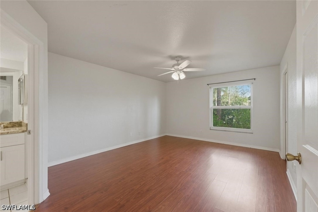 9570 Crescent Garden Drive - Photo 15