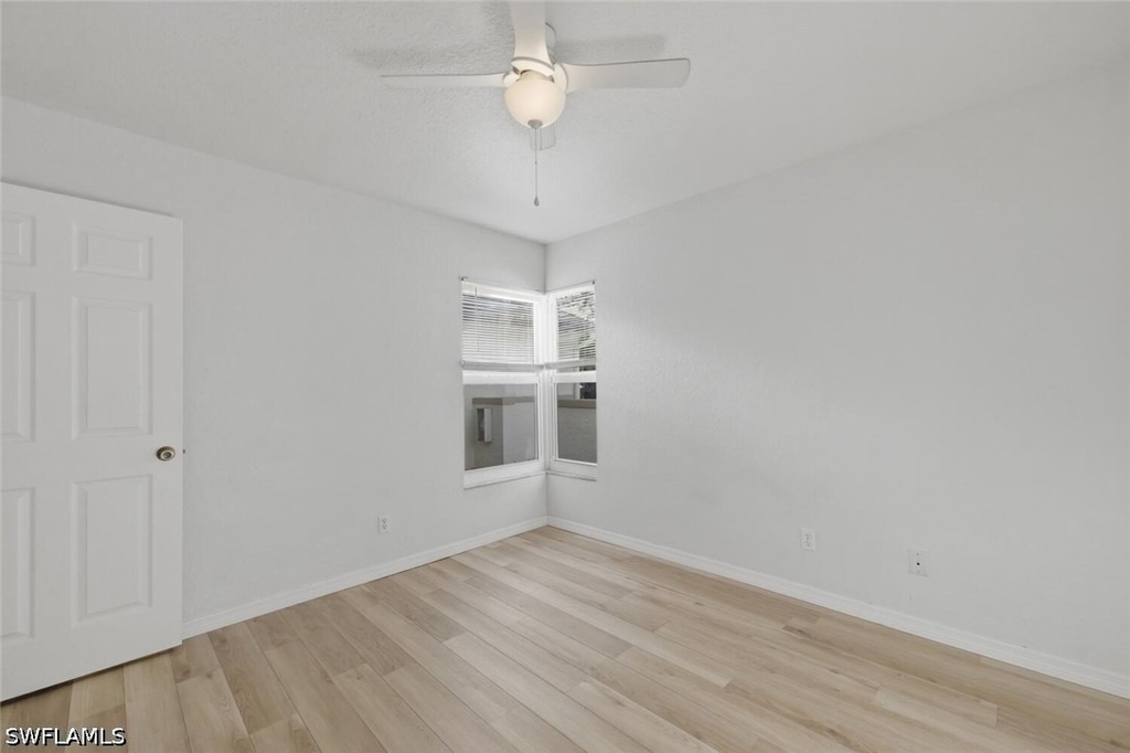 9570 Crescent Garden Drive - Photo 18