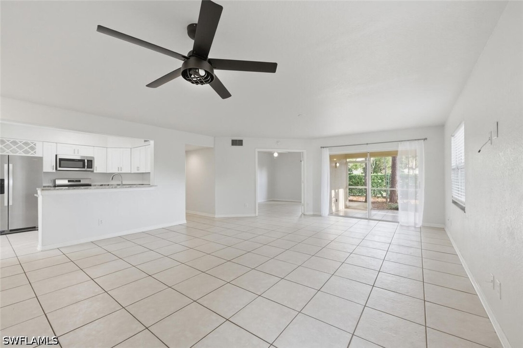 9570 Crescent Garden Drive - Photo 12