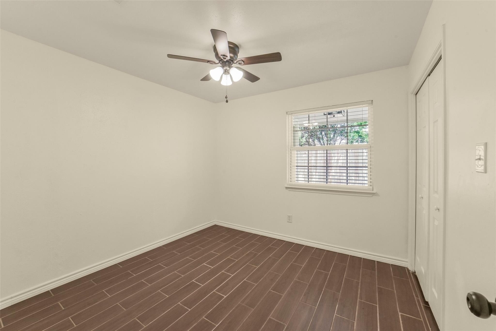 18147 Dinner Creek Drive - Photo 16