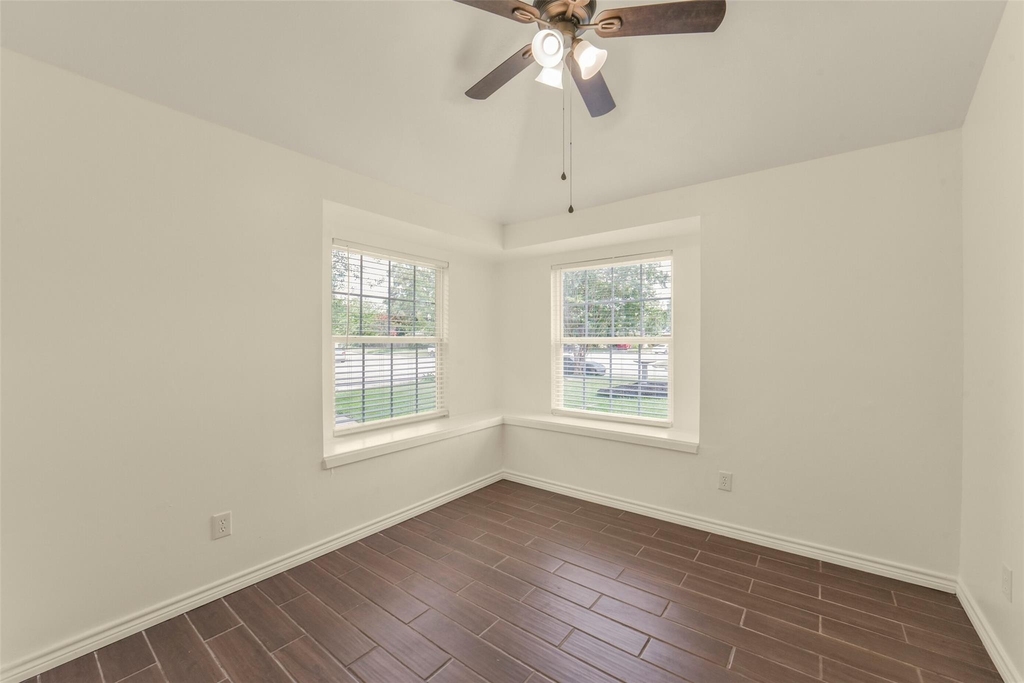 18147 Dinner Creek Drive - Photo 18