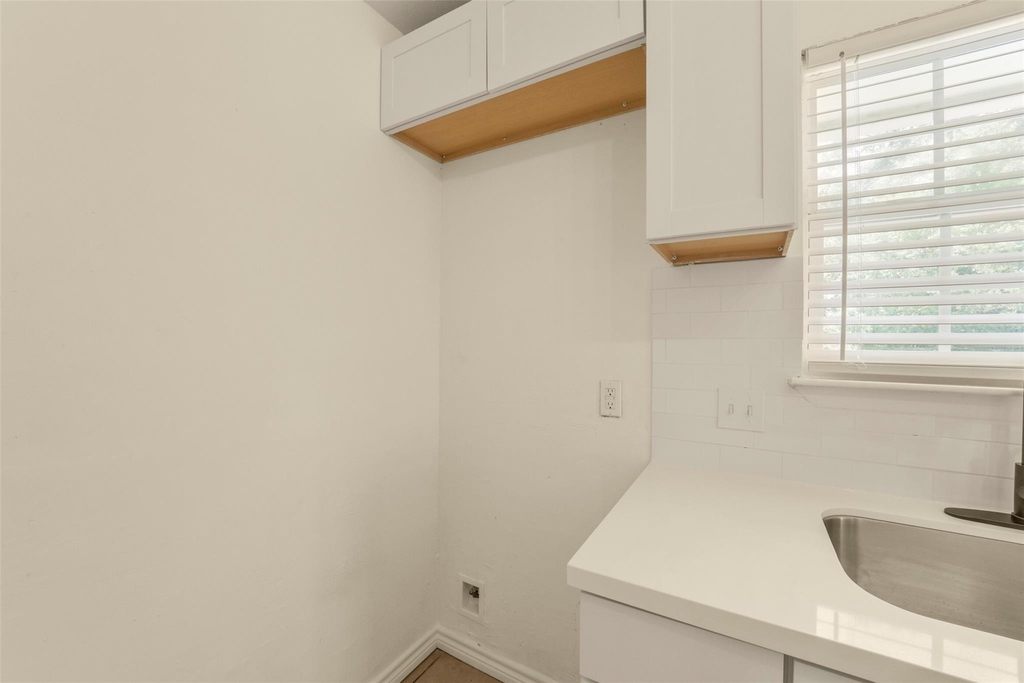18147 Dinner Creek Drive - Photo 28