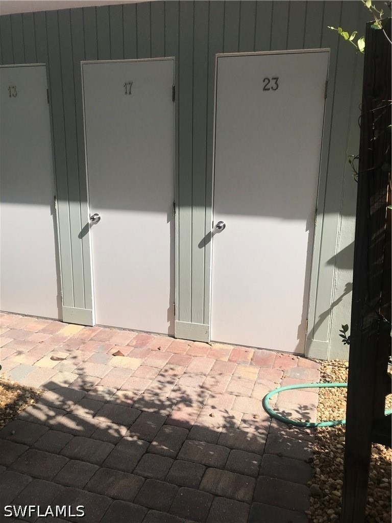 523 Broad Avenue S - Photo 13
