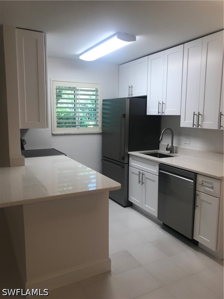 523 Broad Avenue S - Photo 4