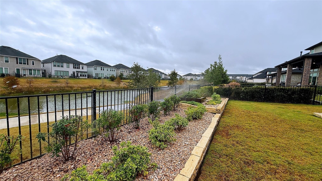 5603 Logan Ridge Lane - Photo 39