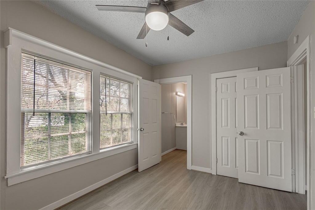 811 Sam Houston Avenue - Photo 8