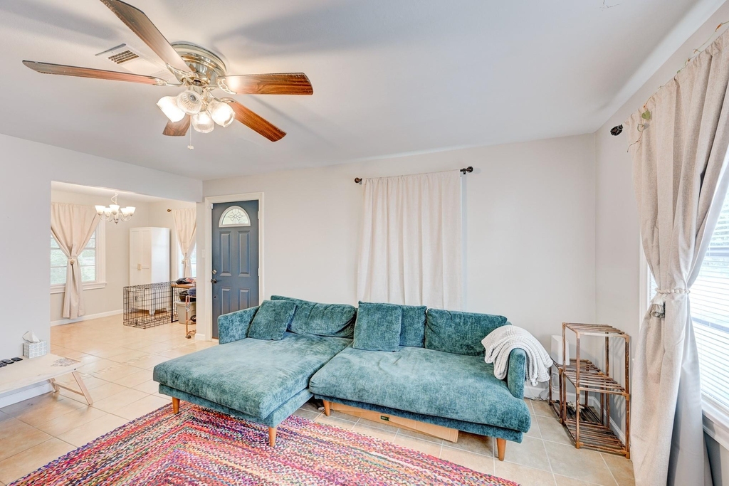 4311 Ione Street - Photo 7