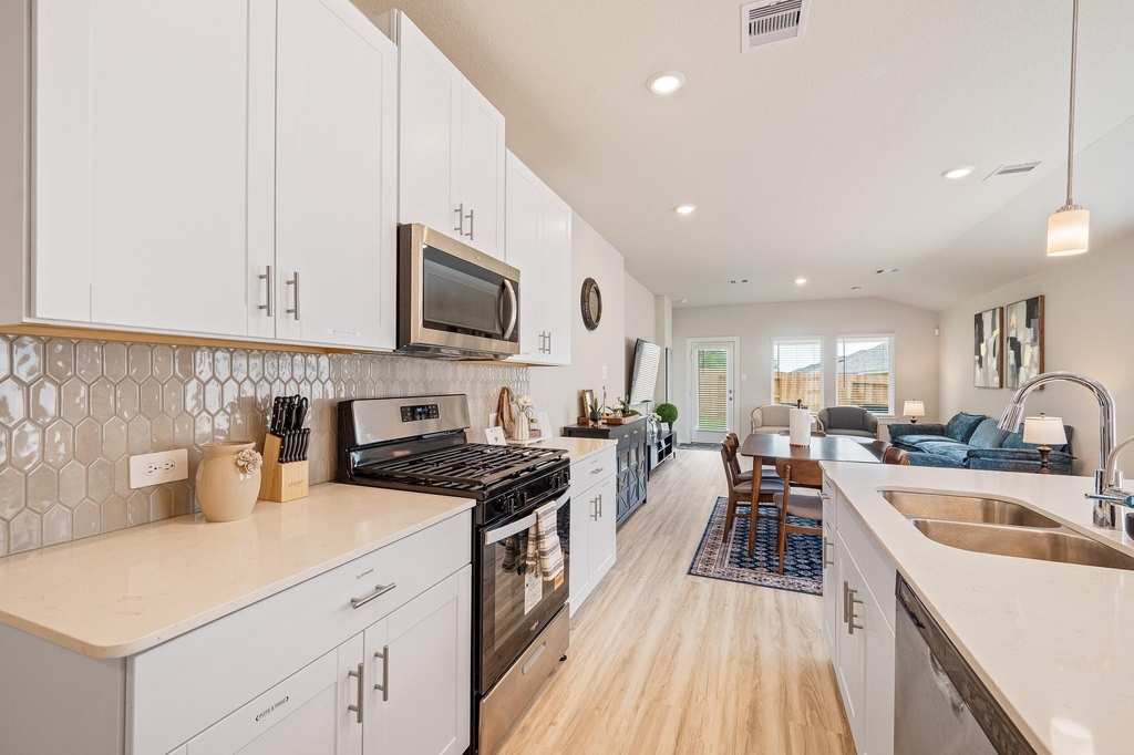 312 Willow Sage Ct - Photo 17