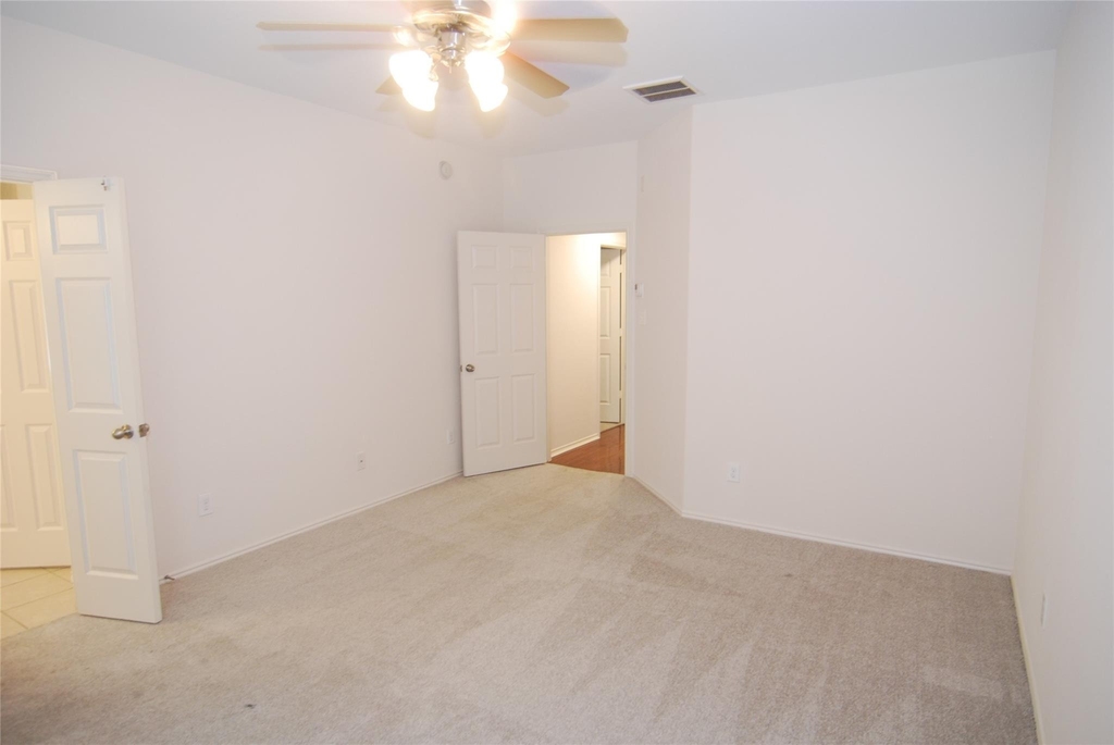 2834 Lockeridge Pines Drive - Photo 10