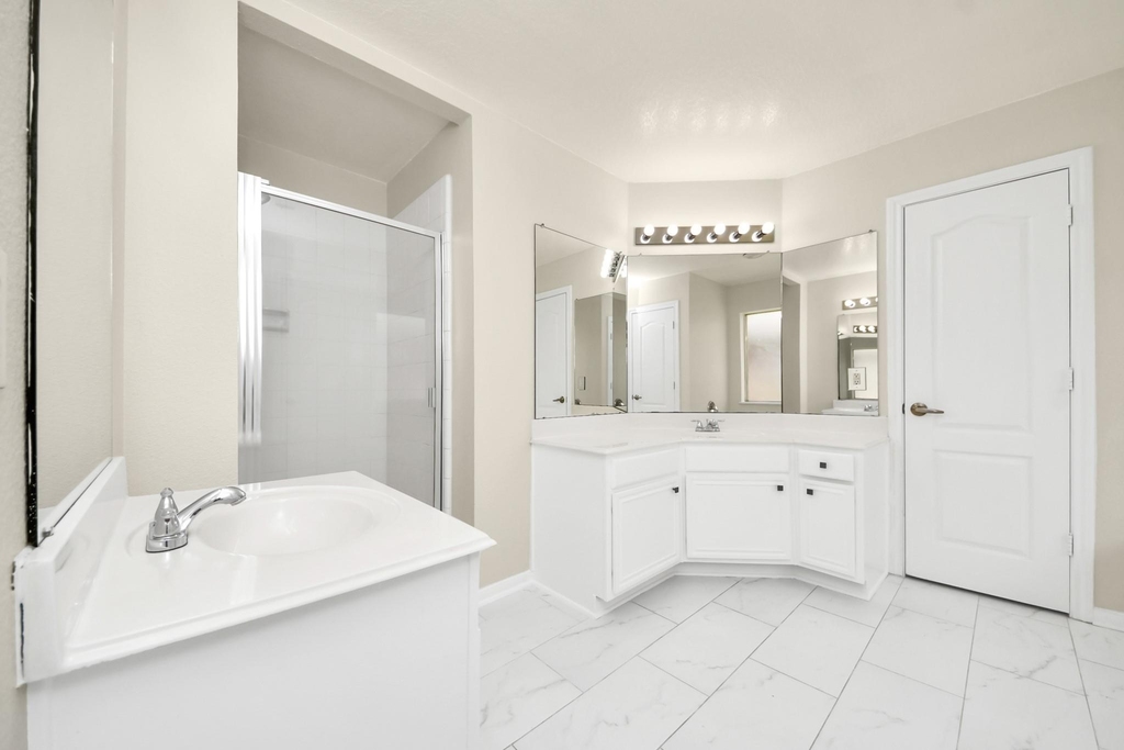 5114 Santrey Drive - Photo 15