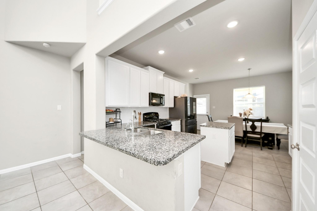 6302 Prince Place Drive - Photo 7