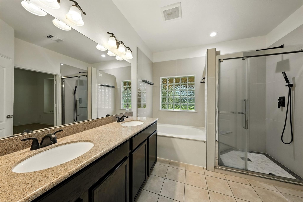 9219 Gilbert Hollow Drive - Photo 26