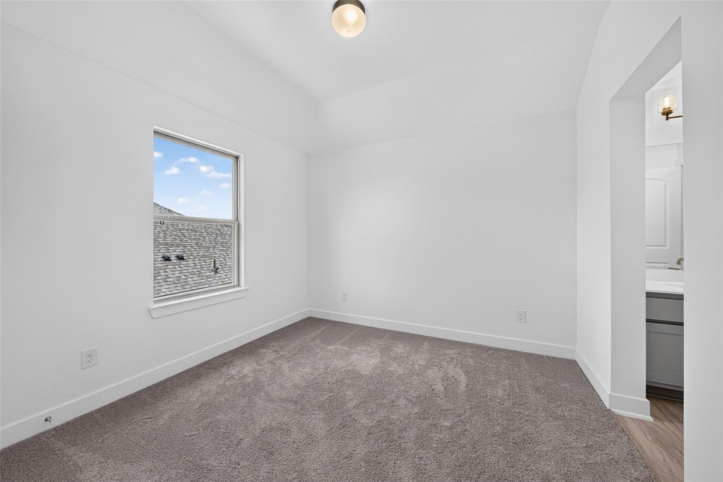 2803 Sweet Honey Lane - Photo 36