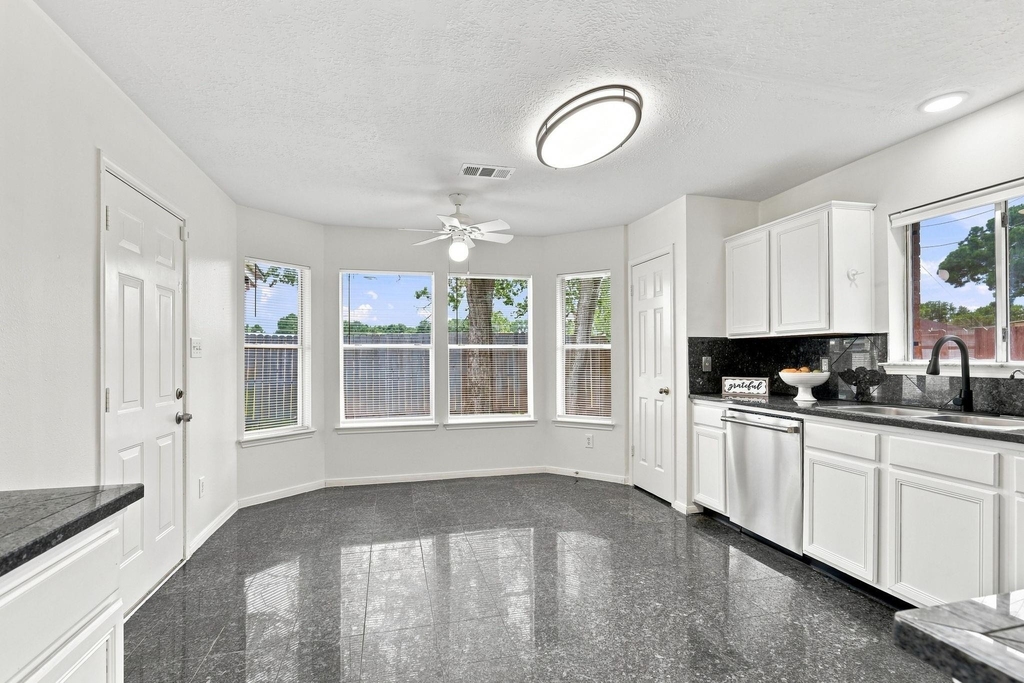 11714 Early Mist Court - Photo 4