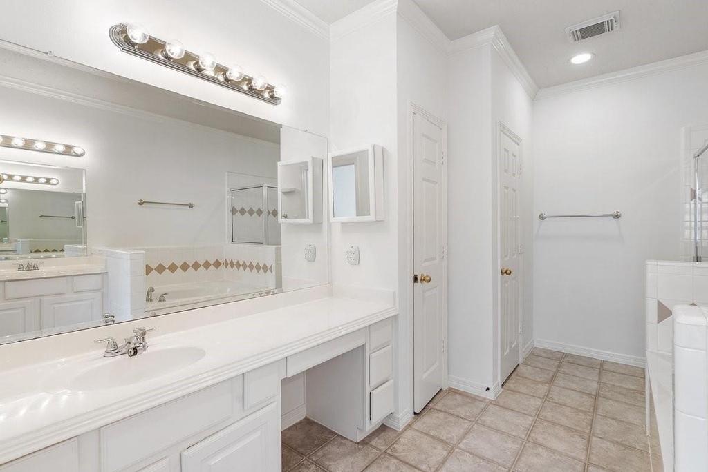 5913 Dolores Street - Photo 20