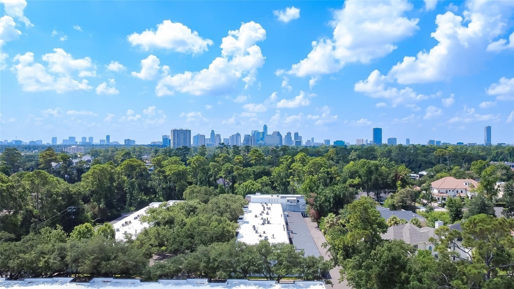 7575 Katy Freeway - Photo 21