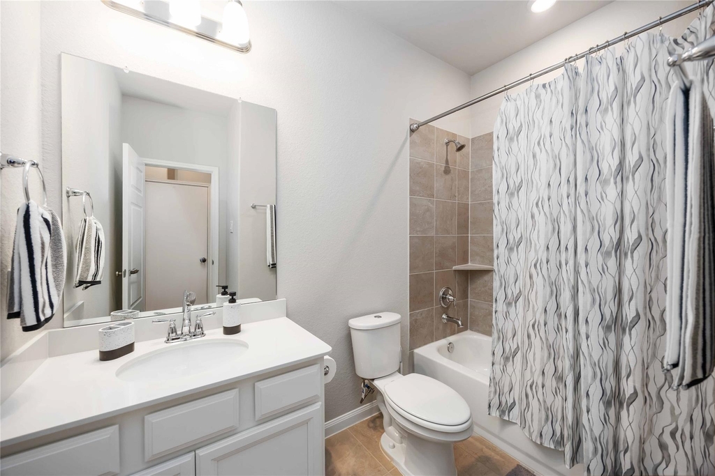 7047 Silverleaf Oak Street - Photo 12