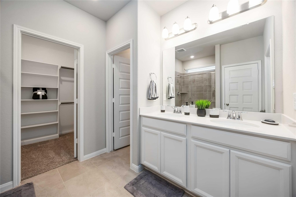 7047 Silverleaf Oak Street - Photo 18